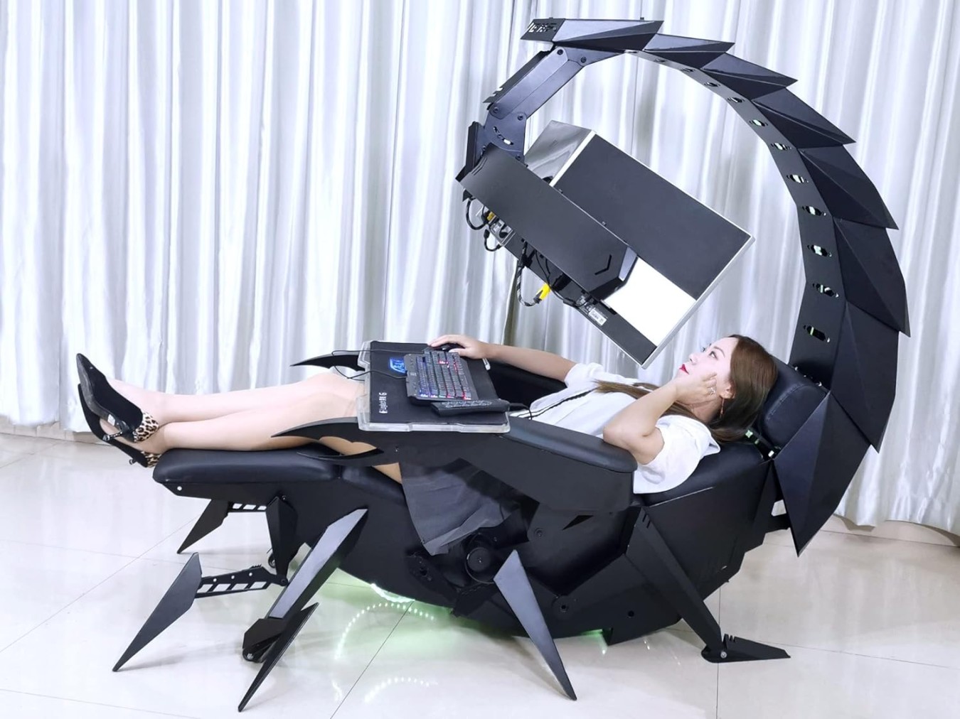 Adjustable Gaming Chair for Office and Home - IW-SK Saudi Arabia